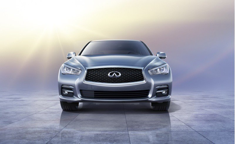 Primeras fotos del Infiniti Q50, filtrado en Internet