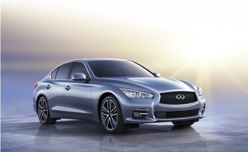 Primeras fotos del Infiniti Q50, filtrado en Internet
