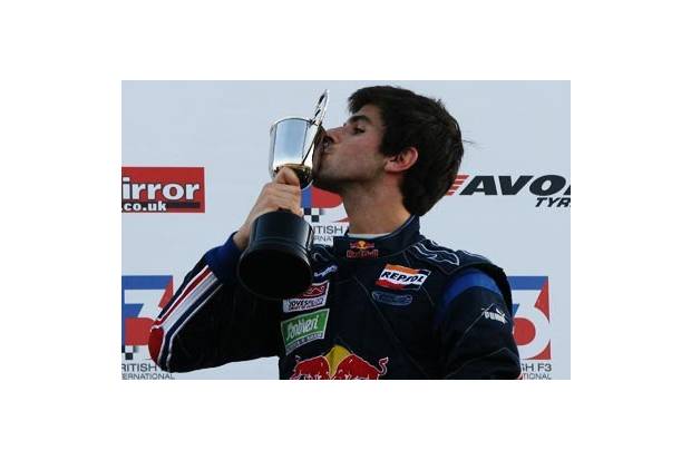 F1: Nuevo piloto español en F1: ¿quién es Jaime Alguersuari?