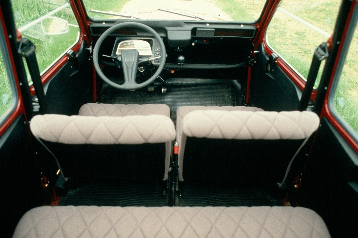 40 años del icónico Citroën 2 CV Charleston