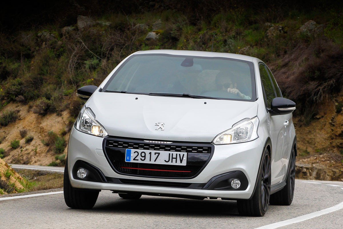 Prueba: Peugeot 208 GTI by Peugeot Sport