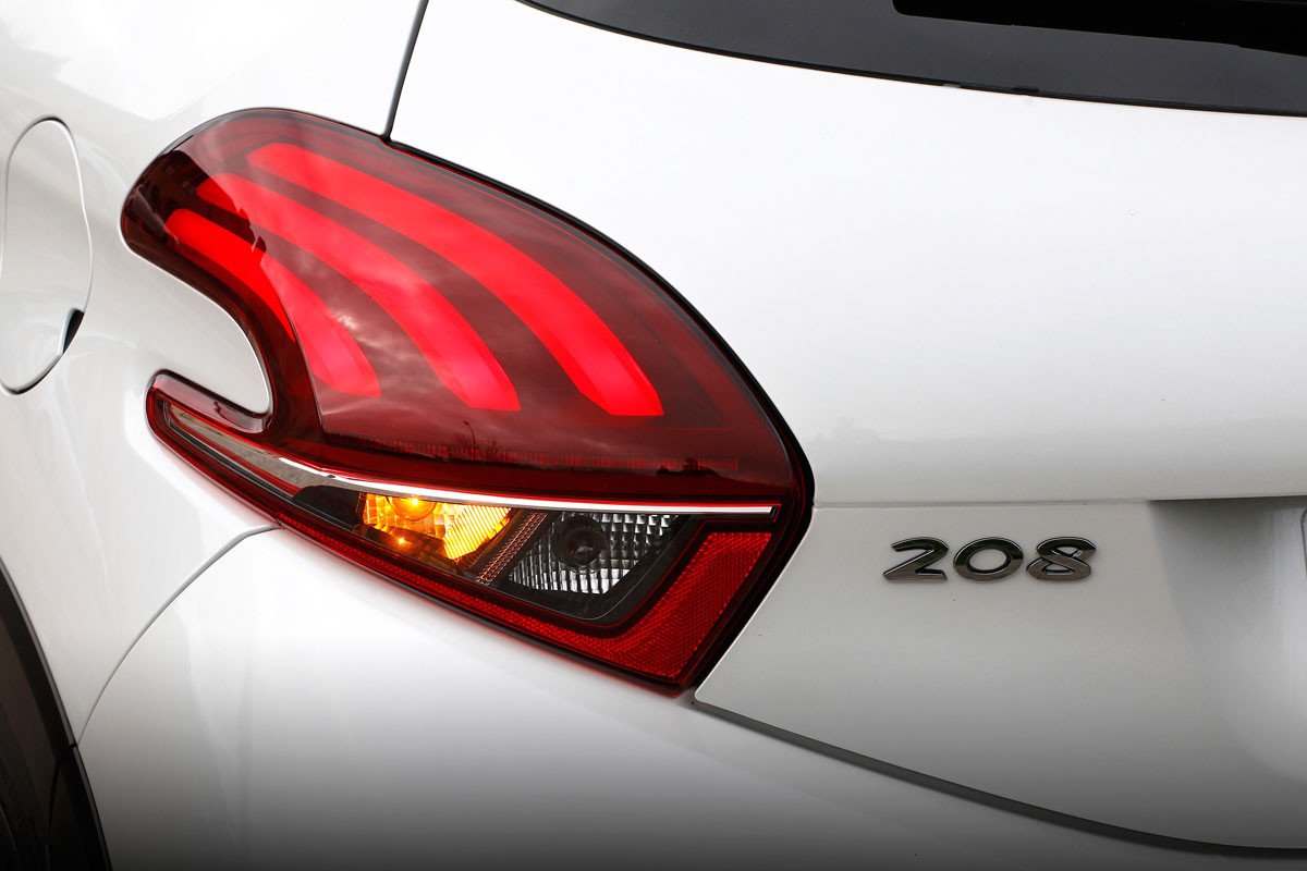 Prueba: Peugeot 208 GTI by Peugeot Sport