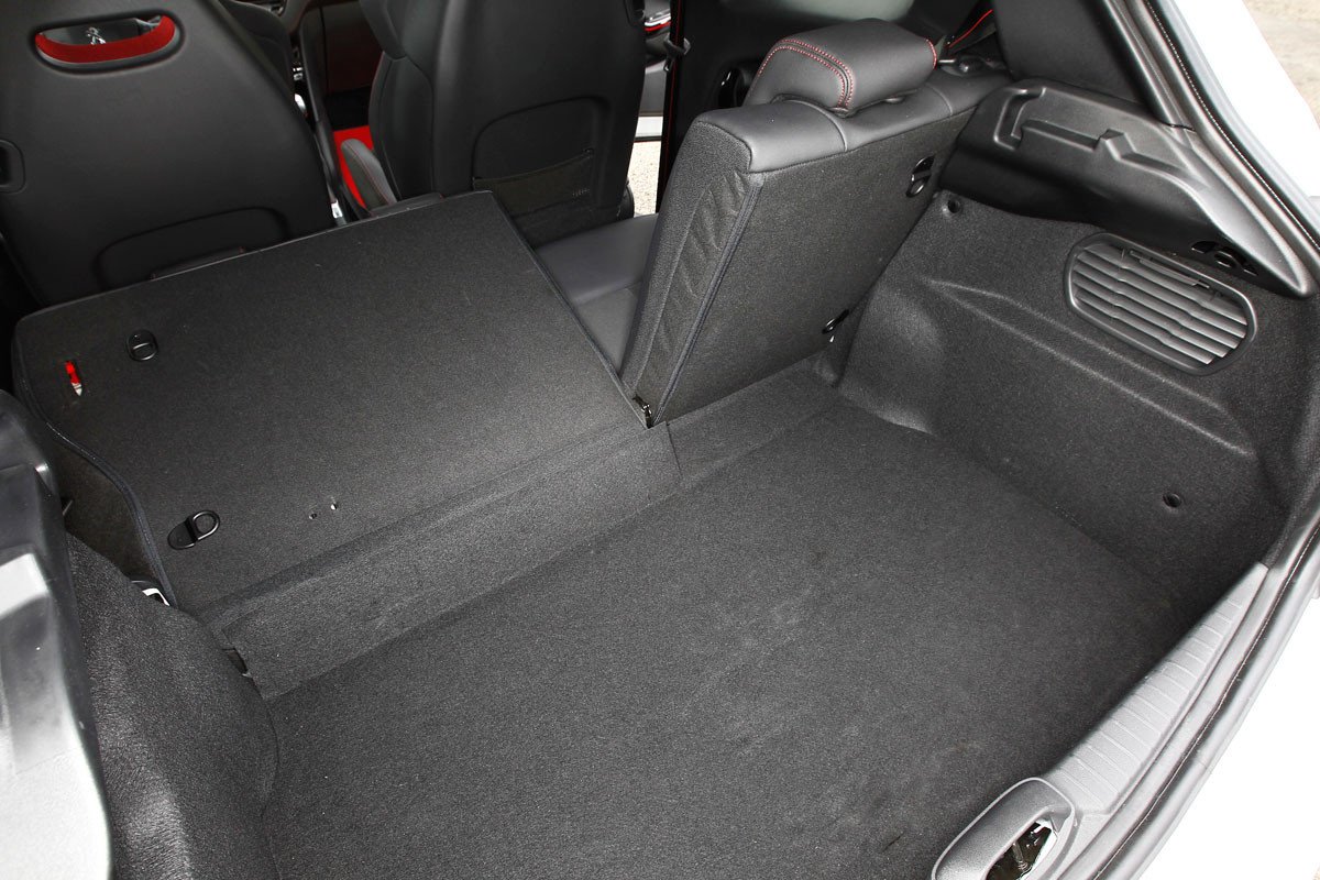 Prueba: Peugeot 208 GTI by Peugeot Sport