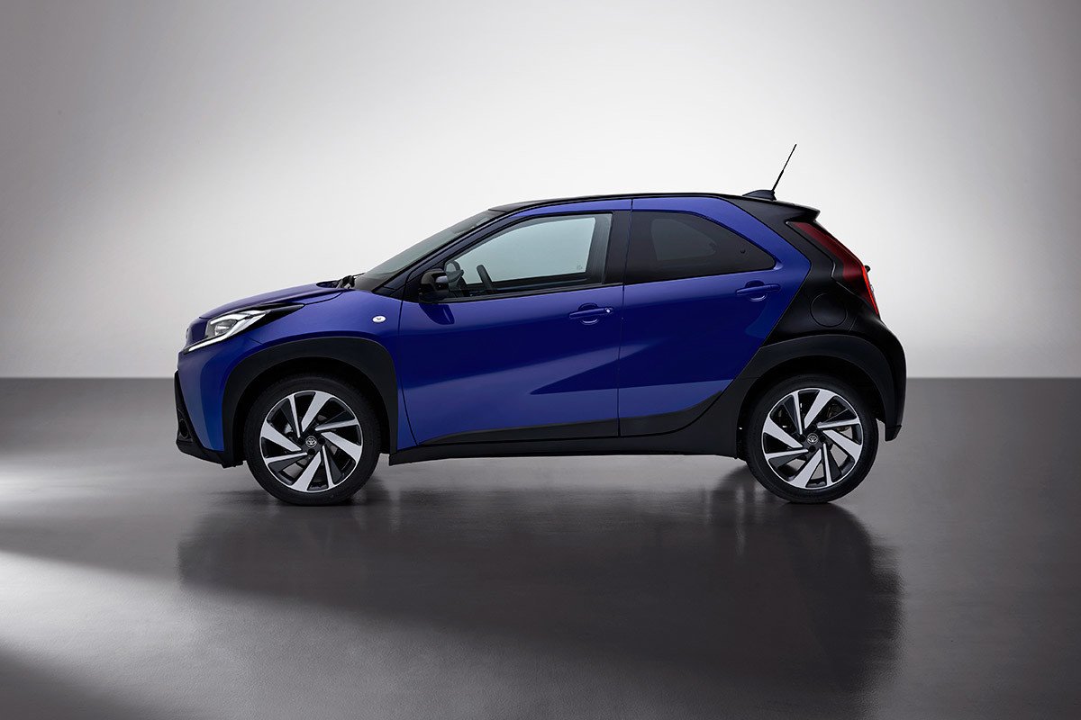 Toyota Aygo X Cross acabados, opciones de equipamiento y precios