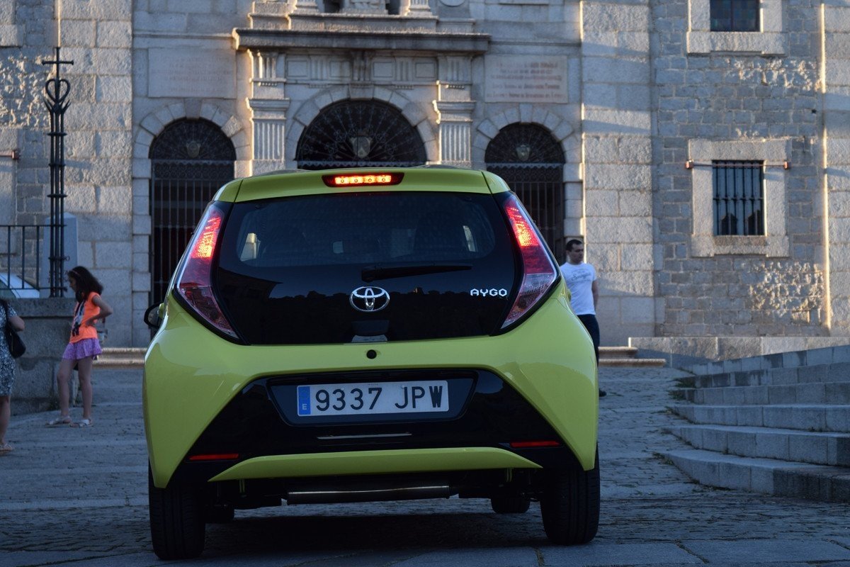 Prueba Toyota Aygo 1.0: ¿se pueden hacer viajes con un coche urbano?