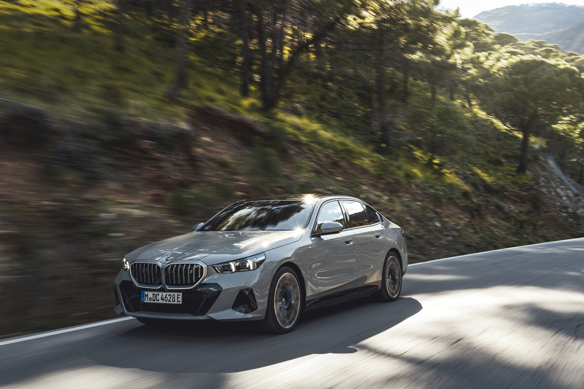Llega la octava generación del BMW Serie 5: no te pierdas su nuevo y llamativo interior