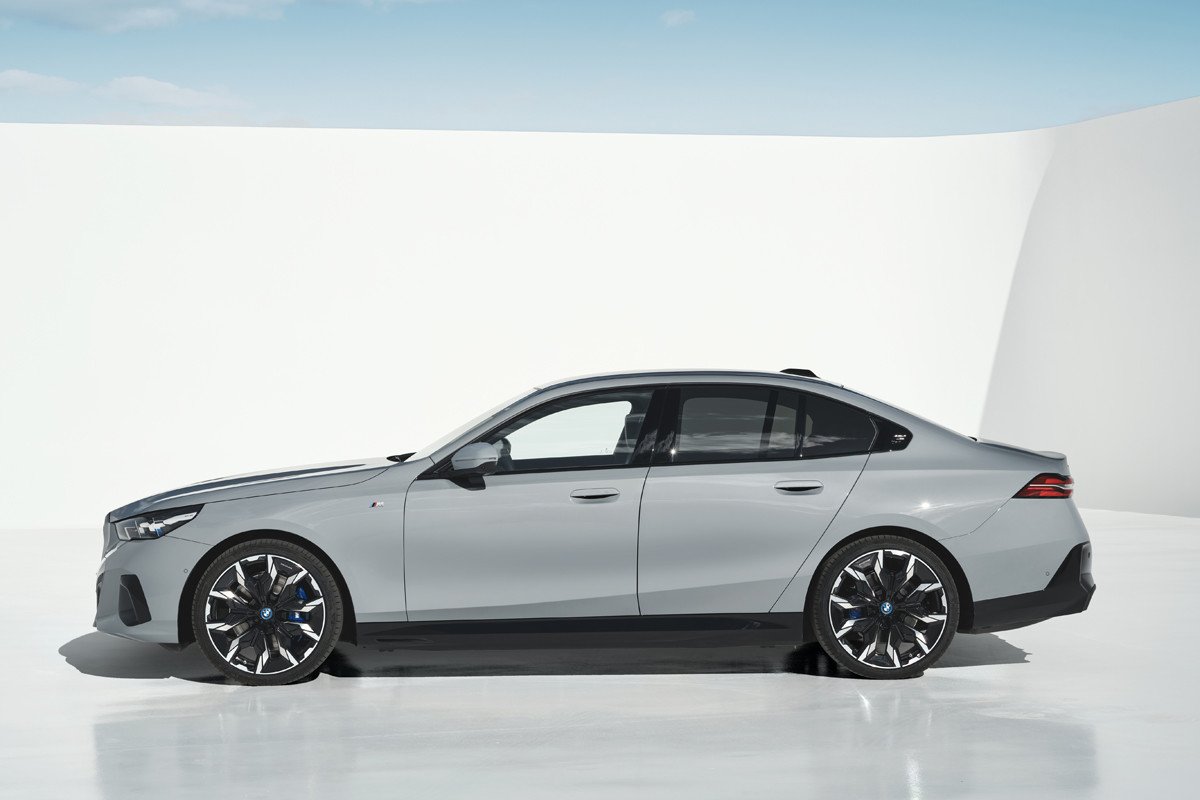 Llega la octava generación del BMW Serie 5: no te pierdas su nuevo y llamativo interior