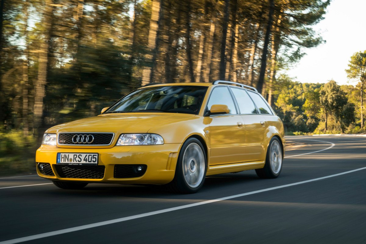 Audi RS4 B5