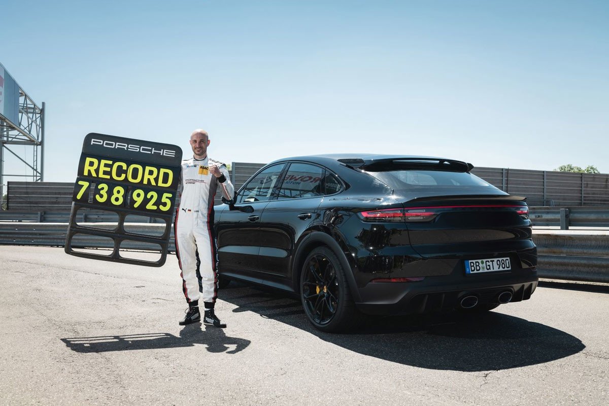 Vídeo: el Porsche Cayenne Coupé bate el record en Nürburgring para un SUV