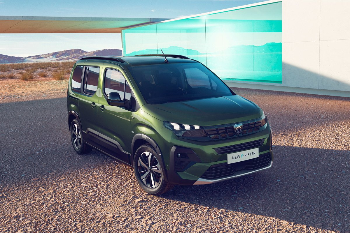 El nuevo Peugeot E-Rifter estrena nueva imagen, interior moderno y más autonomía  