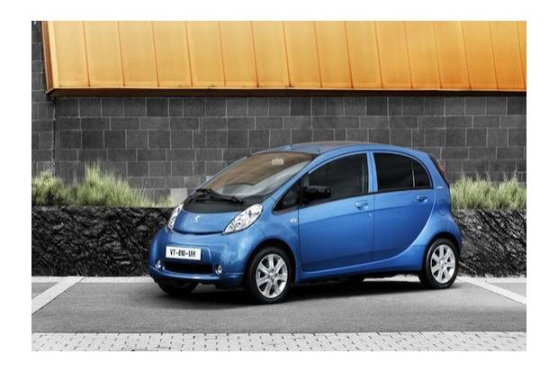 Alquiler coches: Peugeot iOn primer coche eléctrico en flota Europcar