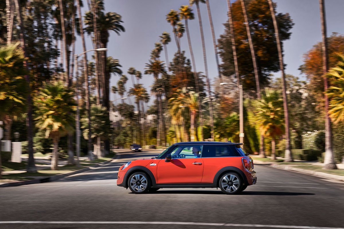 Nuevos Mini 3 puertas, 5 puertas y Cabrio, todavía más británicos