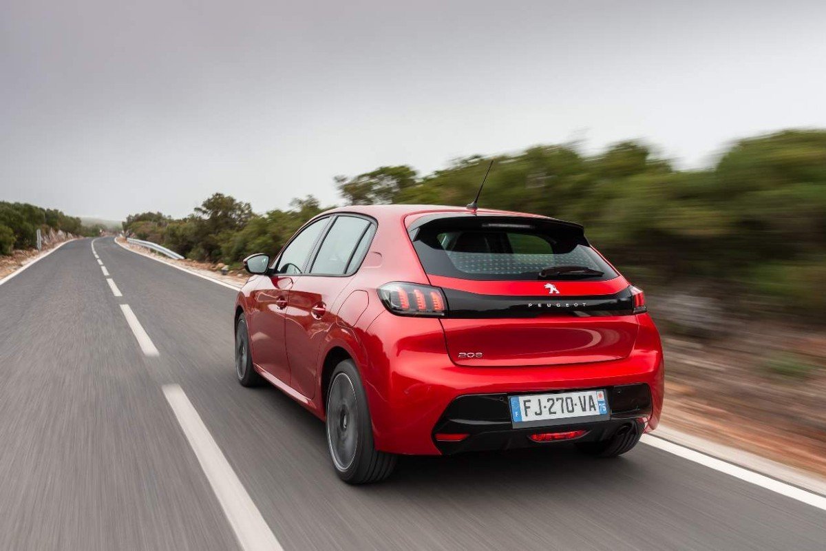 Gama Peugeot 208: el león que va a por todas