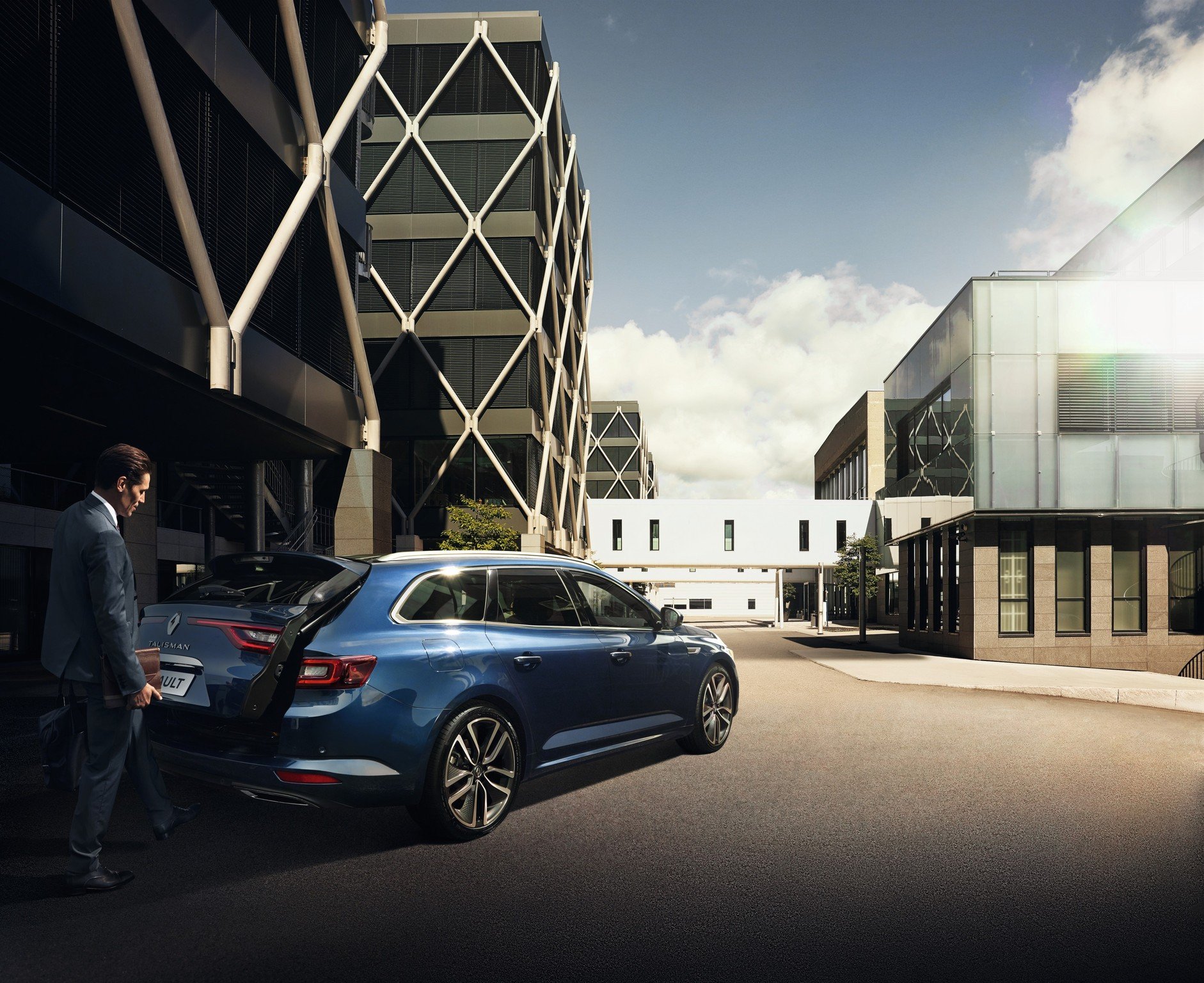 Prueba Renault Talisman Sport Tourer: mitad berlina, mitad familiar