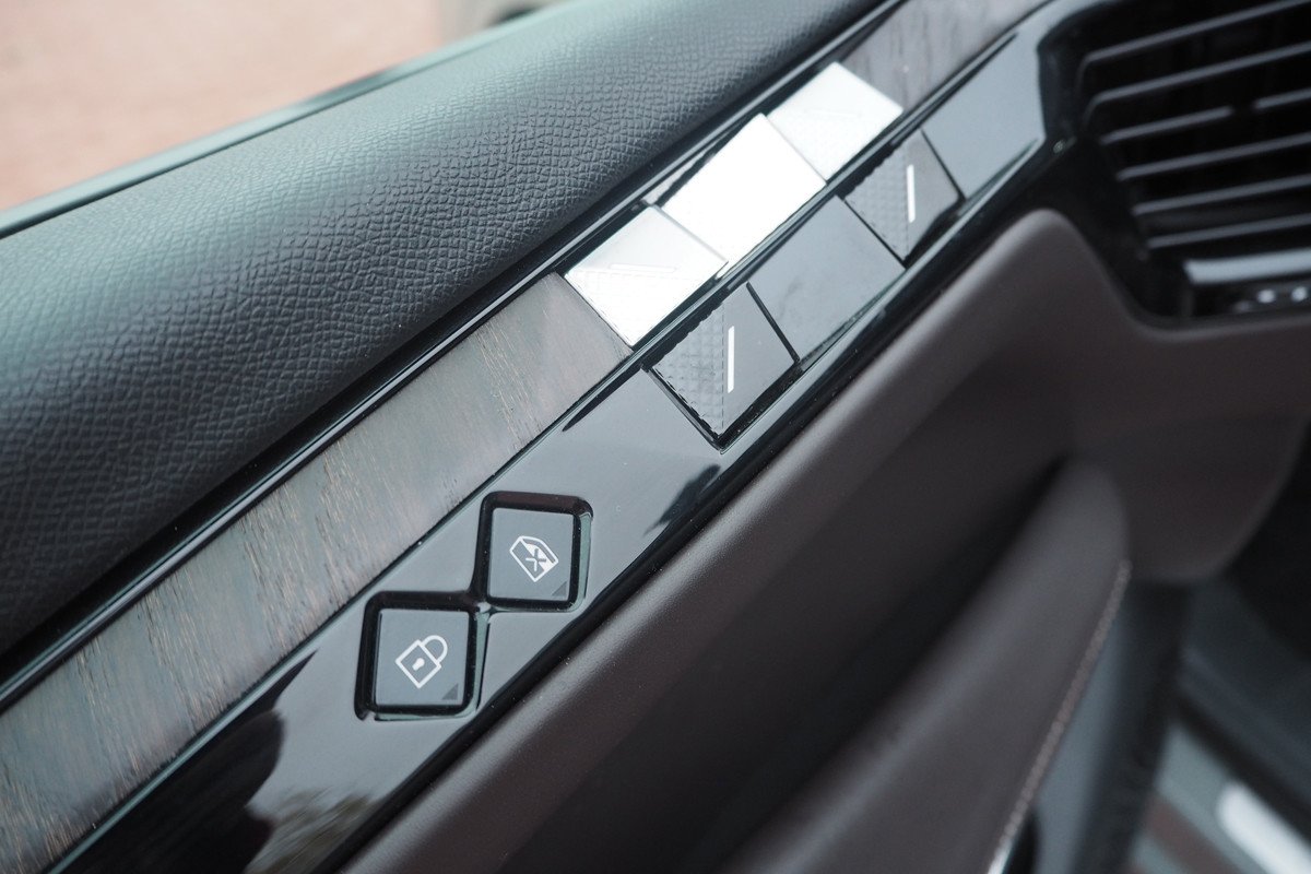 Prueba y opinión del DS 4: cómo va la variante E-Tense, precio y medidas