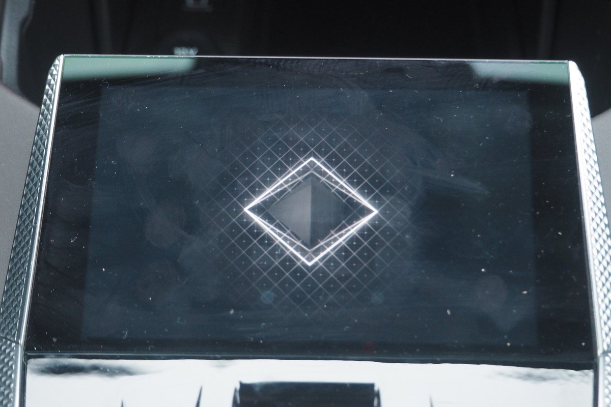 Prueba y opinión del DS 4: cómo va la variante E-Tense, precio y medidas