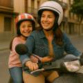 La multa y las normas para llevar a un niño en moto: edad, requisitos y seguridad 