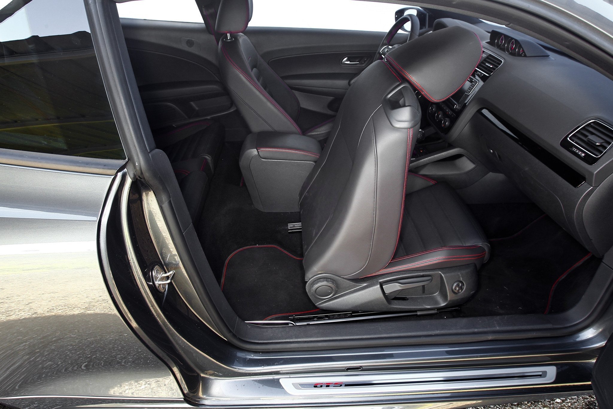Prueba Volkswagen Scirocco GTS DSG: mejor que el Golf