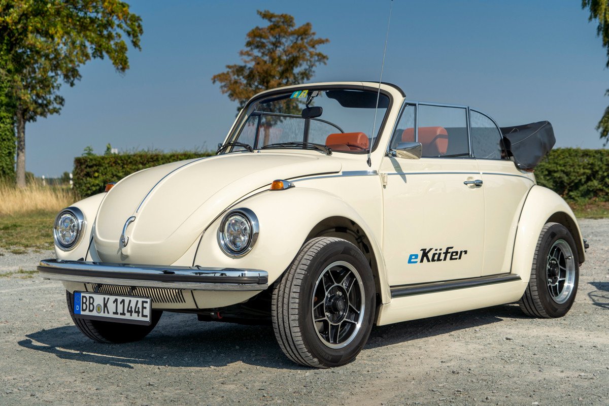 Convertir un Volkswagen Beetle clásico en eléctrico ya es posible