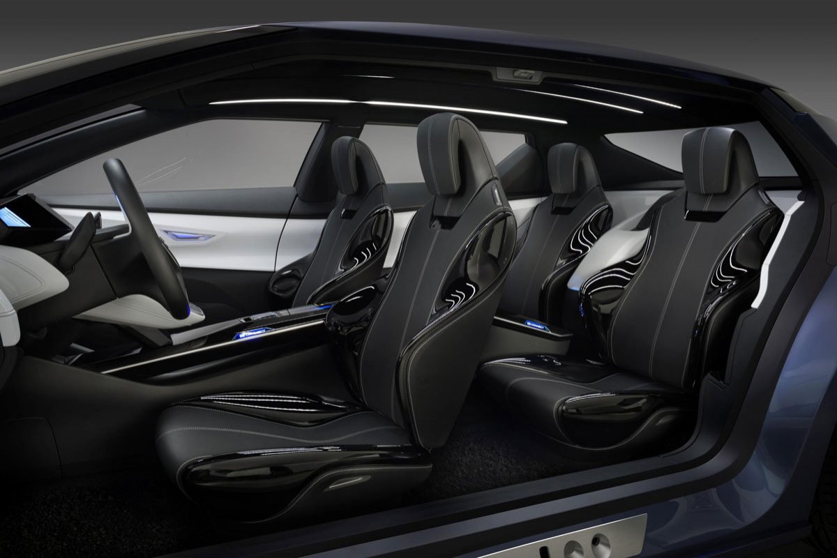 Nissan presenta el Friend-ME