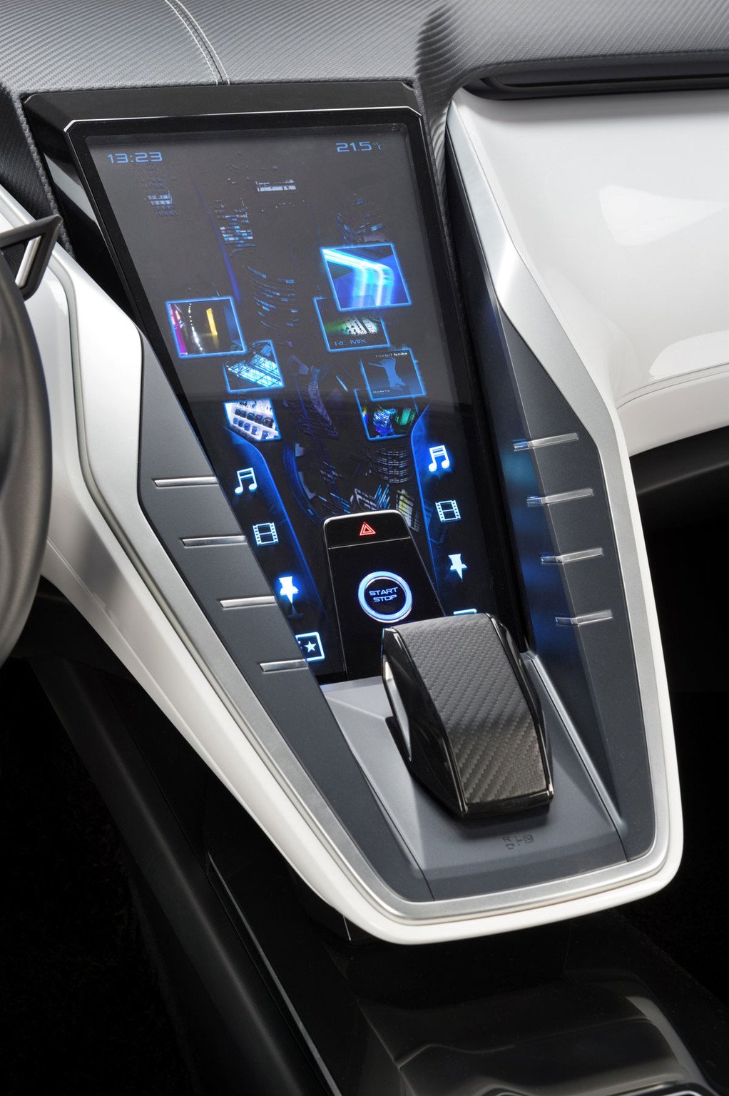 Nissan presenta el Friend-ME