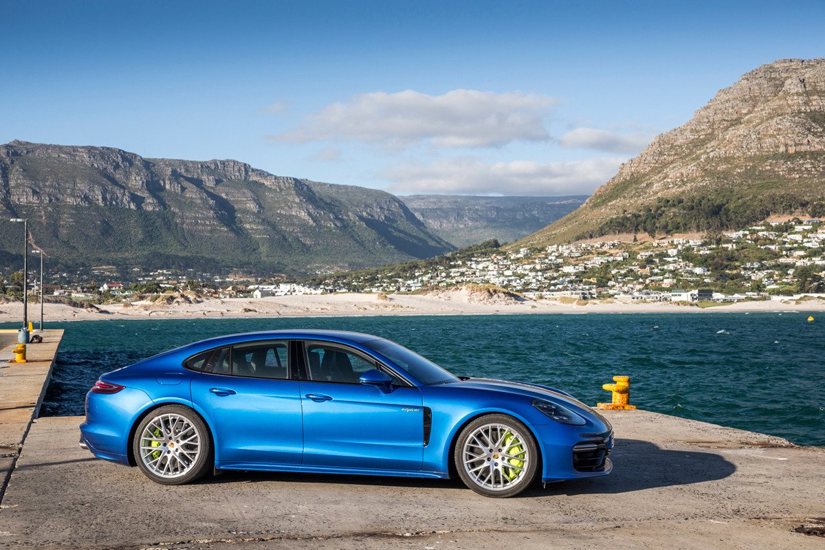 Prueba Porsche Panamera 4 E-Hybrid: pinta en verde