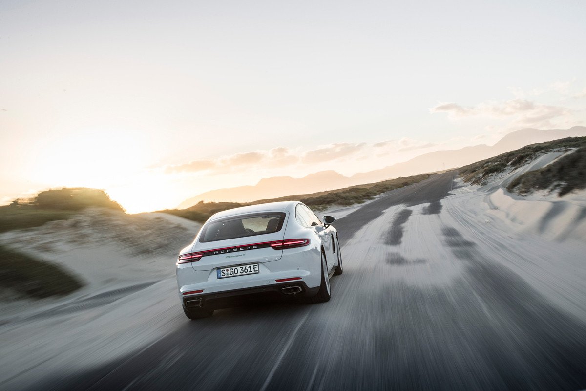 Prueba Porsche Panamera 4 E-Hybrid: pinta en verde