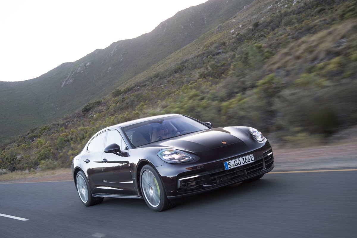 Prueba Porsche Panamera 4 E-Hybrid: pinta en verde