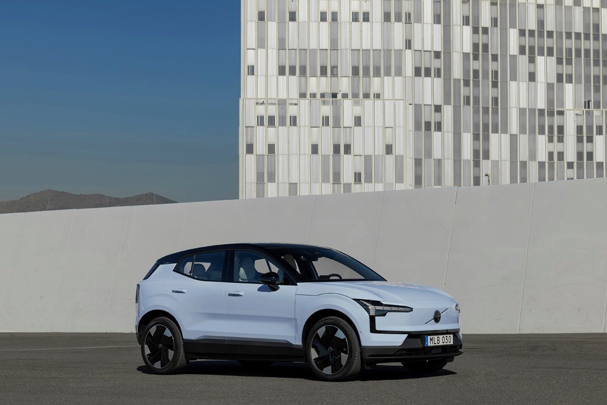Volvo EX30