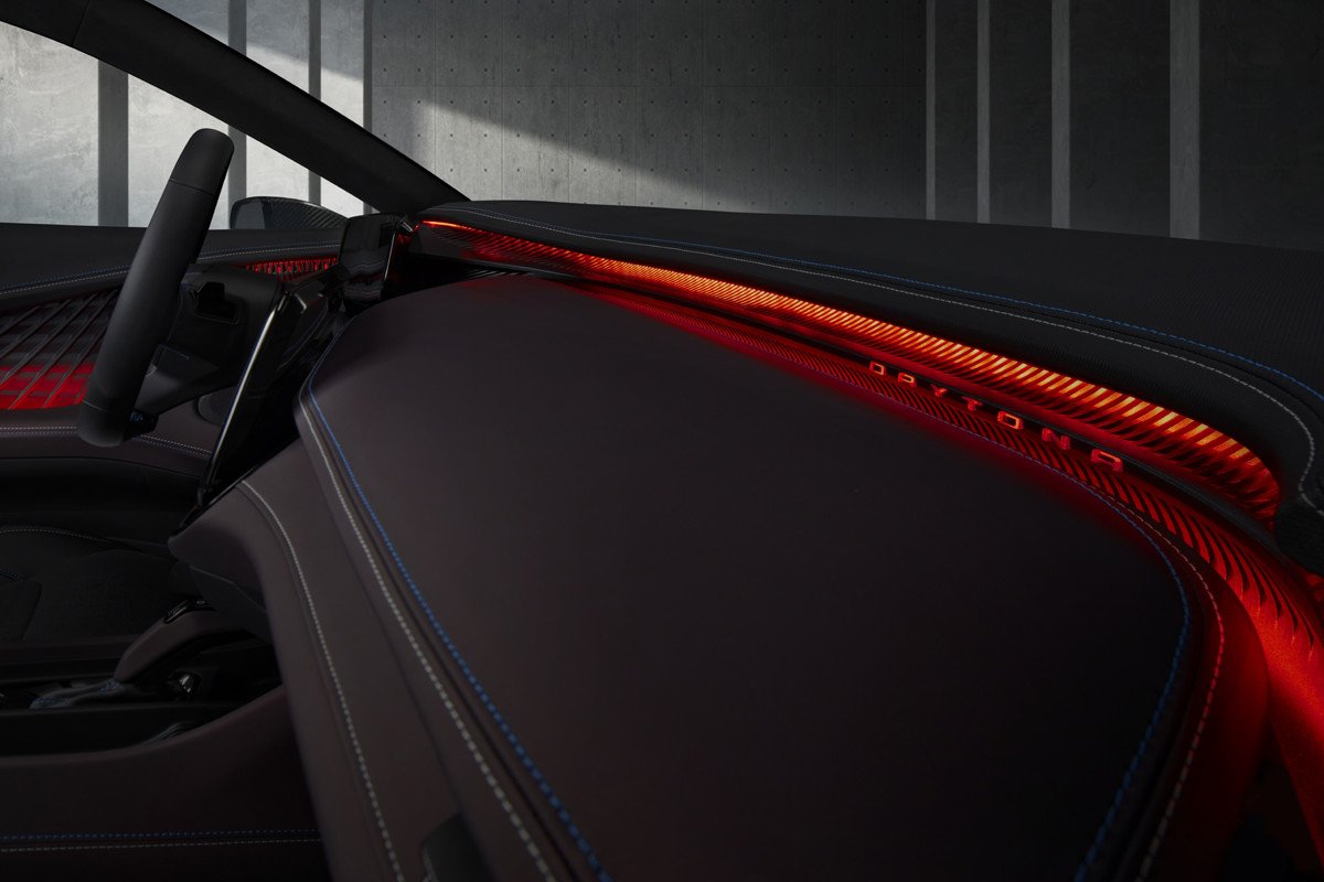 Dodge Charger Daytona SRT Concept: motor eléctrico, sonido en el escape y cambio manual
