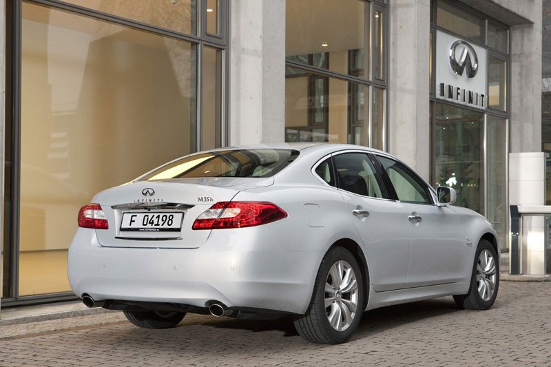 Prueba: Infiniti M35h, probamos el nuevo híbrido de lujo de Infiniti