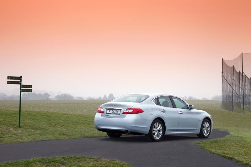 Prueba: Infiniti M35h, probamos el nuevo híbrido de lujo de Infiniti