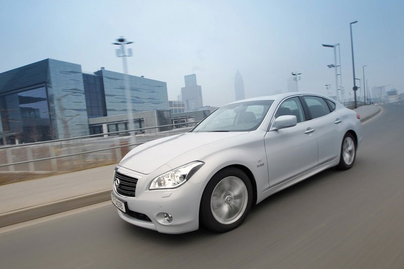 Prueba: Infiniti M35h, probamos el nuevo híbrido de lujo de Infiniti