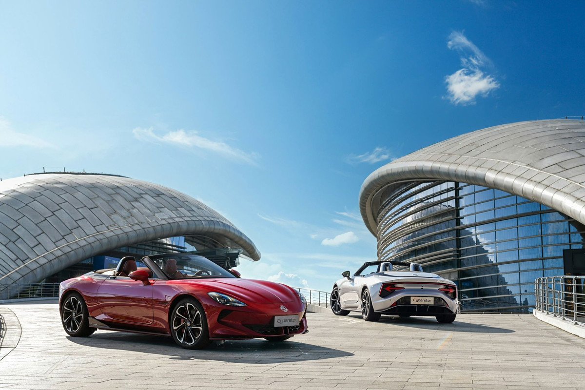 Nos montamos en el MG Cyberster y descubrimos nuevos secretos sobre el roadster eléctrico