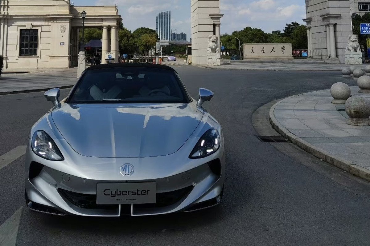 Nos montamos en el MG Cyberster y descubrimos nuevos secretos sobre el roadster eléctrico