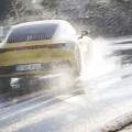 Modo Wet del nuevo Porsche 911 (992), seguridad sobre mojado