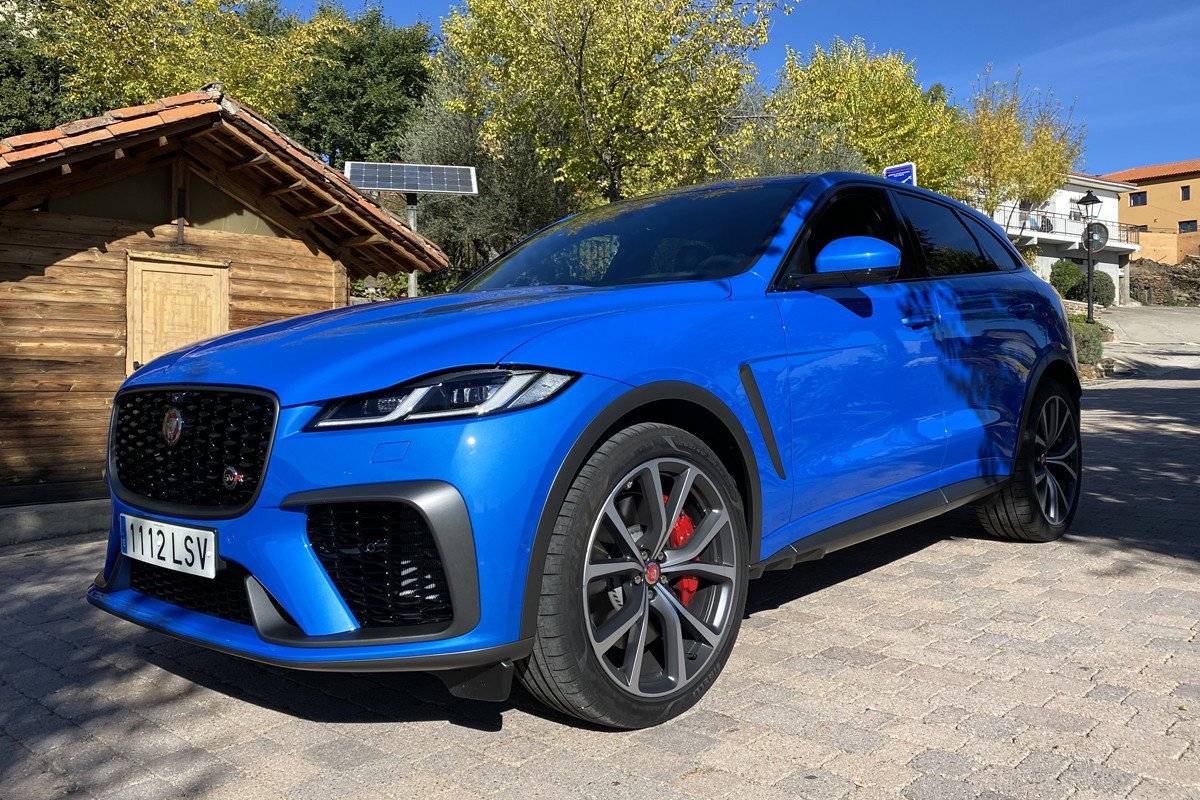 Vehículos Jaguar exclusivos diseñados por el equipo SV