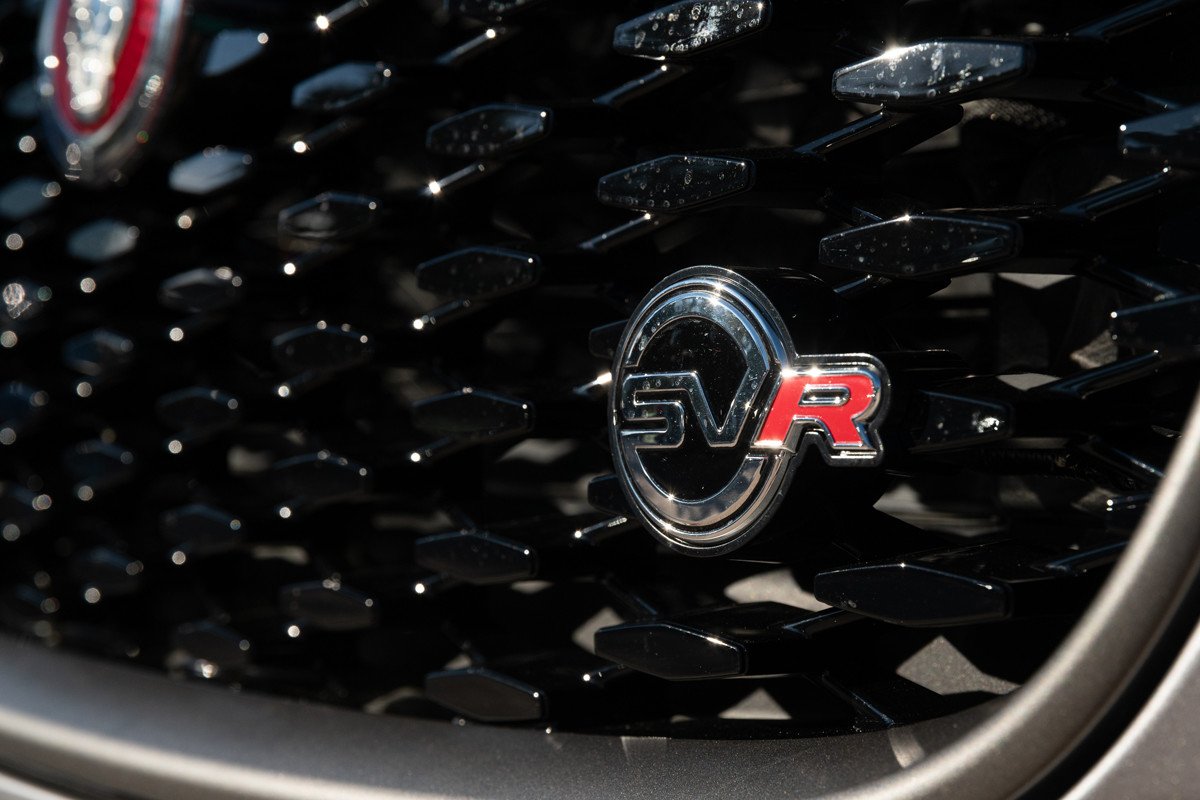 Vehículos Jaguar exclusivos diseñados por el equipo SV