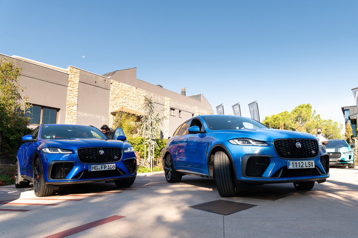 Vehículos Jaguar exclusivos diseñados por el equipo SV