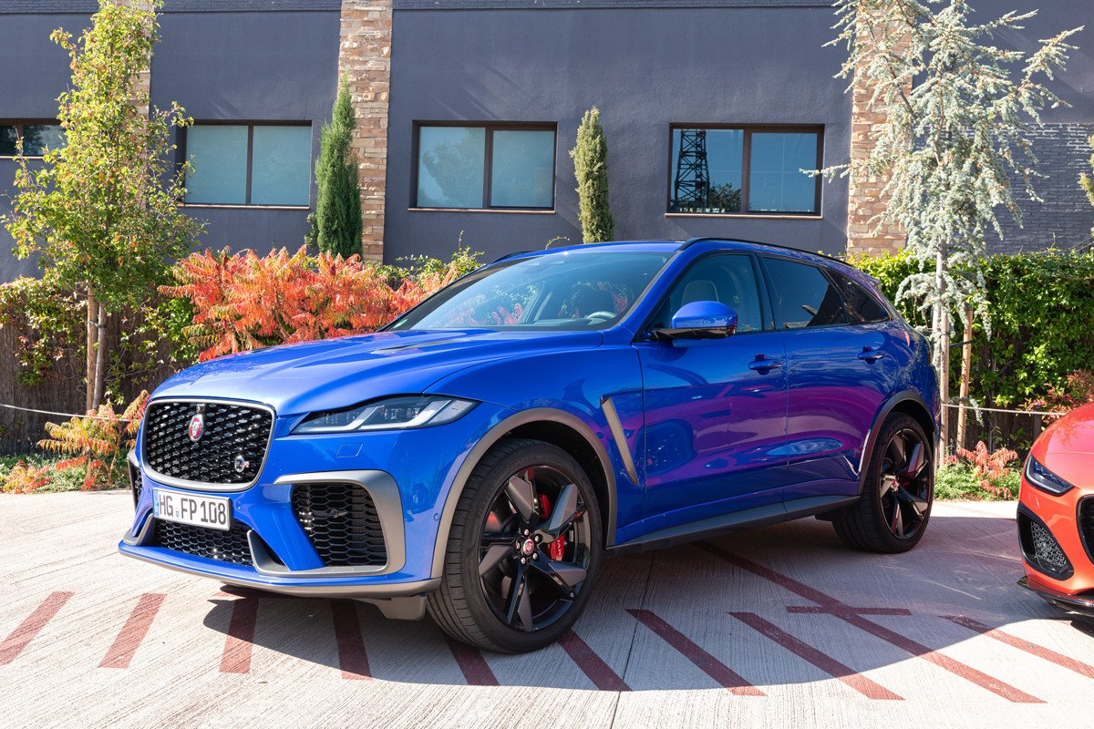 Vehículos Jaguar exclusivos diseñados por el equipo SV