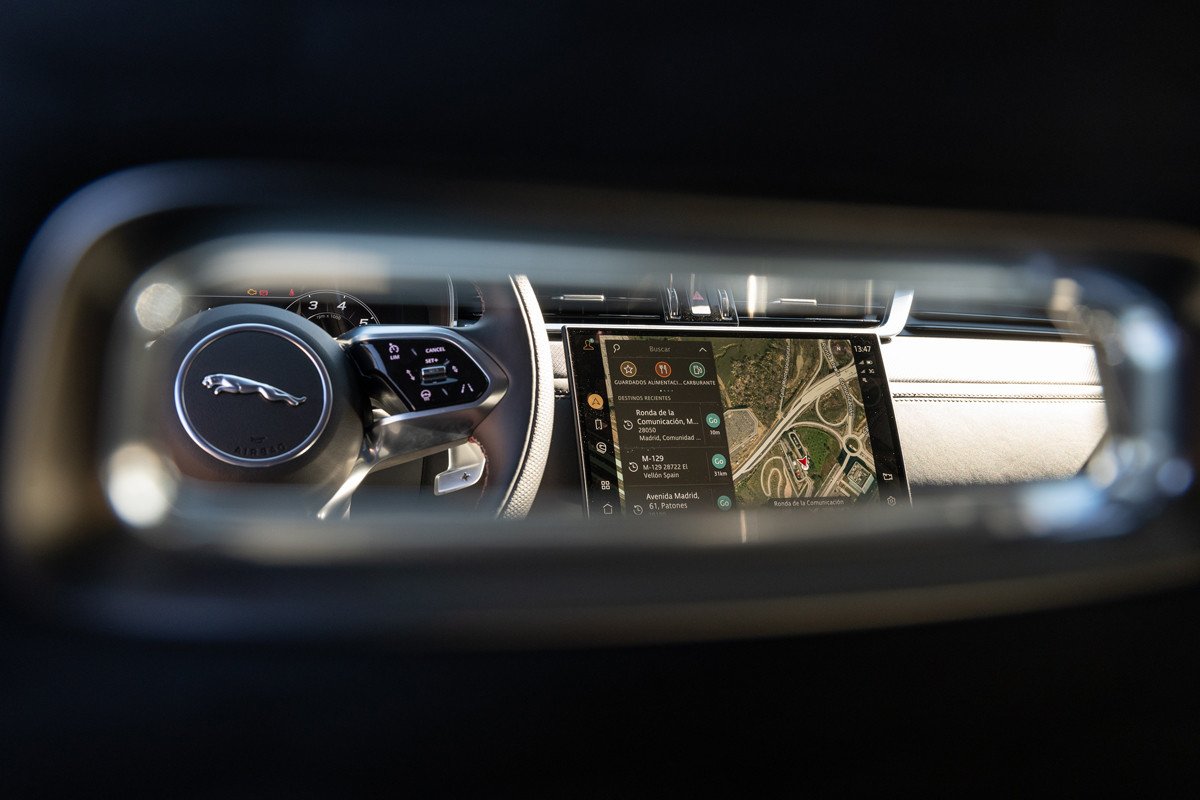 Vehículos Jaguar exclusivos diseñados por el equipo SV