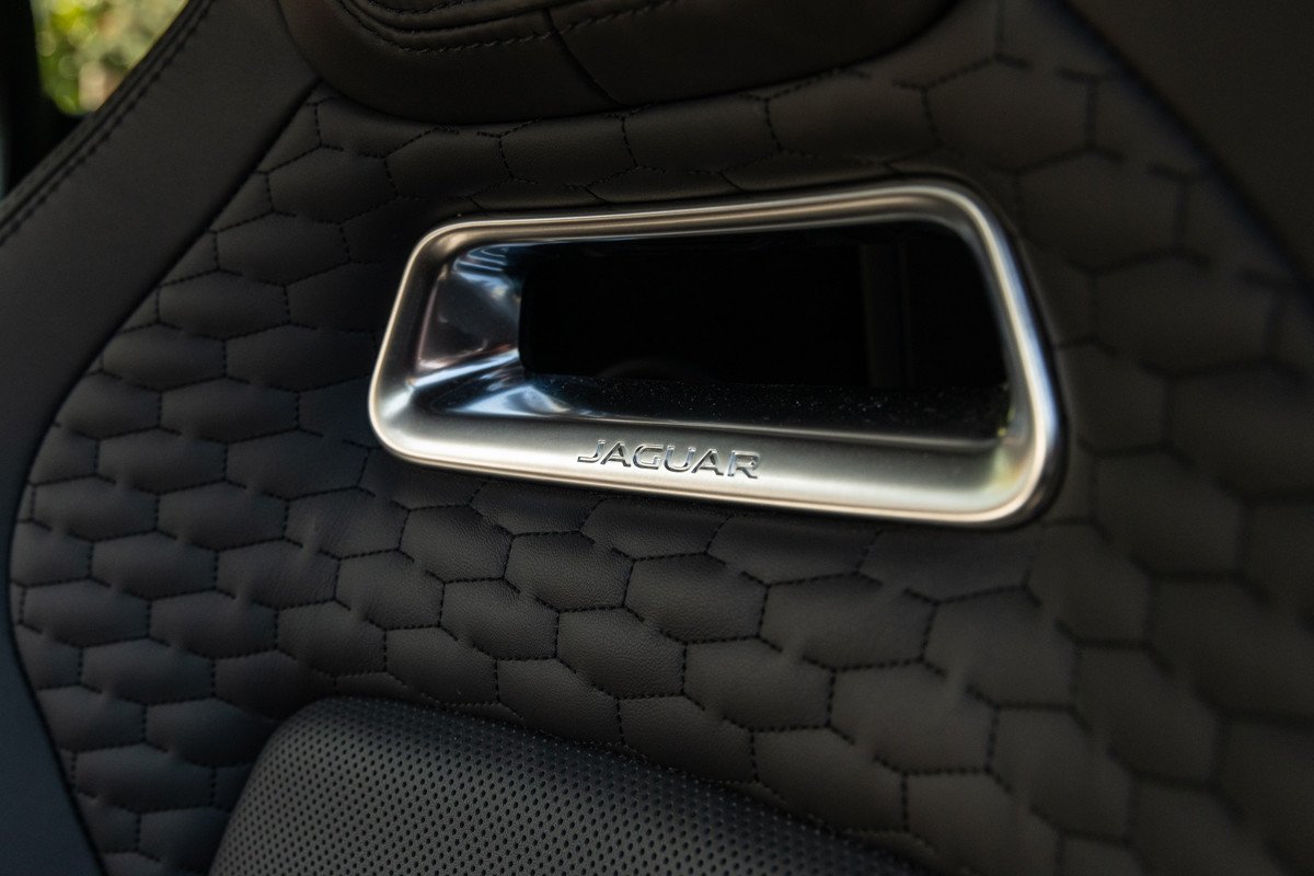 Vehículos Jaguar exclusivos diseñados por el equipo SV