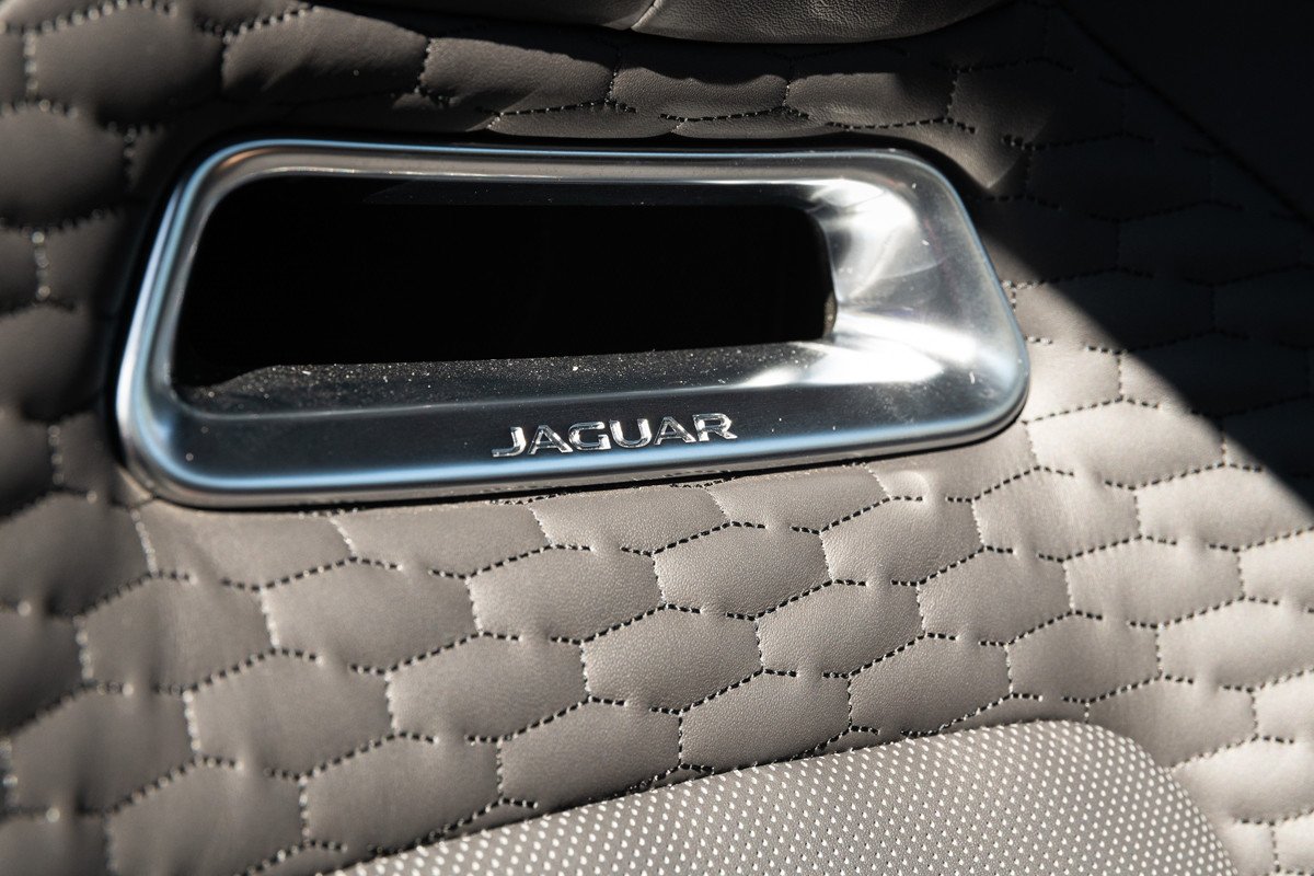 Vehículos Jaguar exclusivos diseñados por el equipo SV