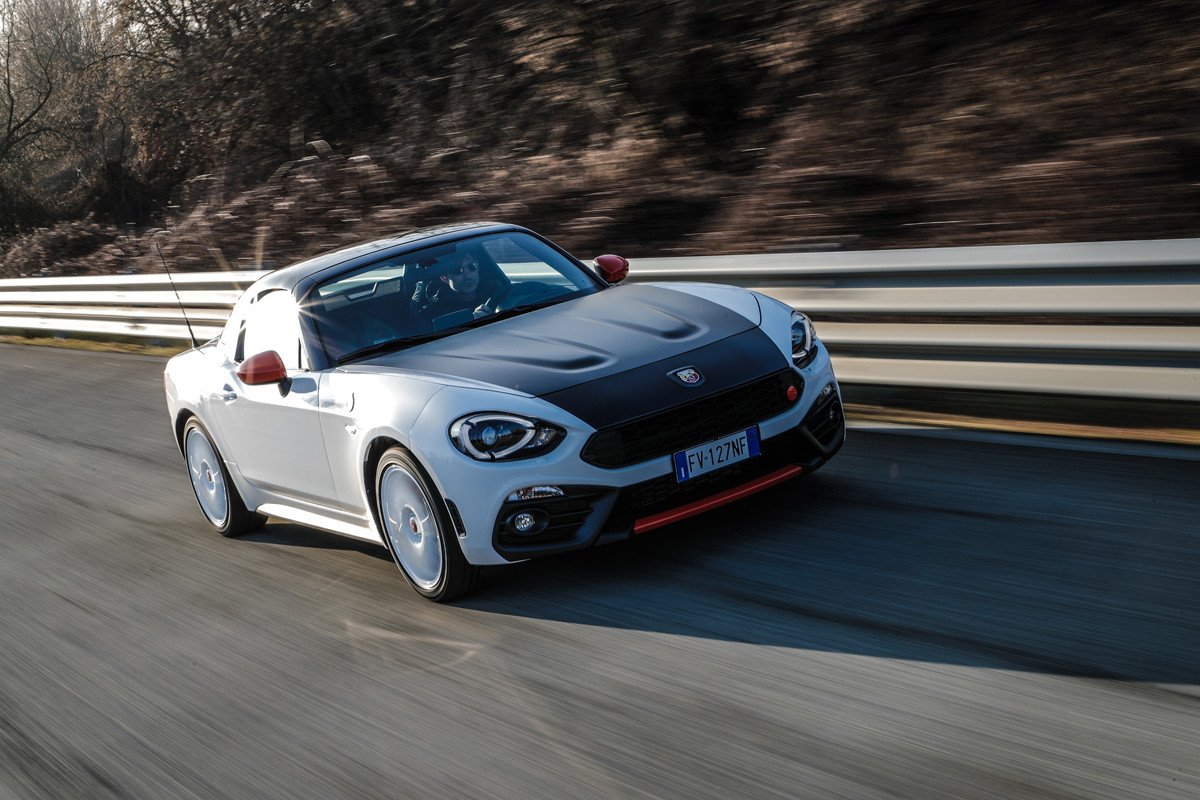 Salón de Ginebra 2019: nuevos Abarth 595 esseesse y 124 Rally Tribute