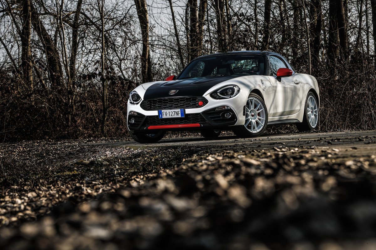 Salón de Ginebra 2019: nuevos Abarth 595 esseesse y 124 Rally Tribute