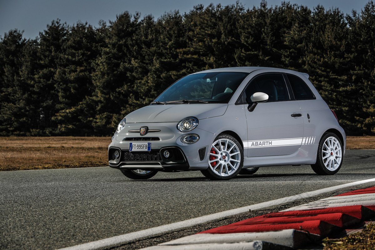 Salón de Ginebra 2019: nuevos Abarth 595 esseesse y 124 Rally Tribute