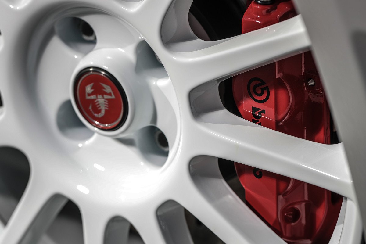 Salón de Ginebra 2019: nuevos Abarth 595 esseesse y 124 Rally Tribute