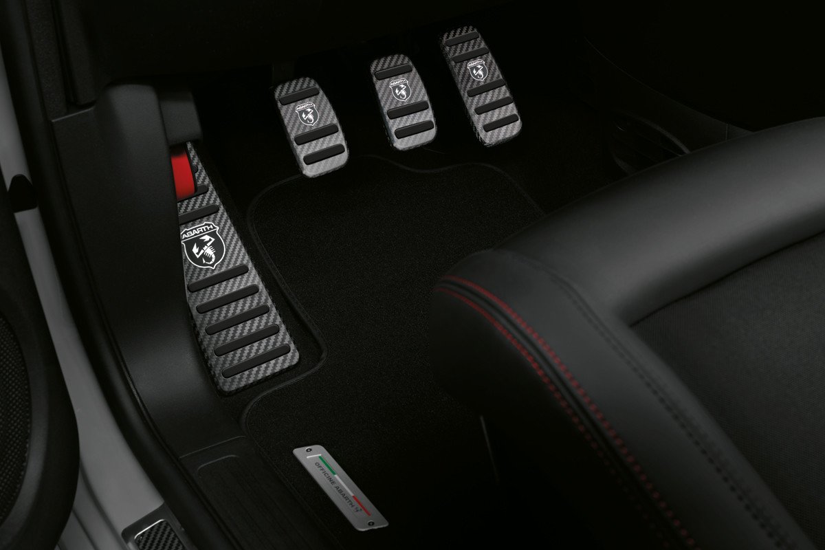 Salón de Ginebra 2019: nuevos Abarth 595 esseesse y 124 Rally Tribute