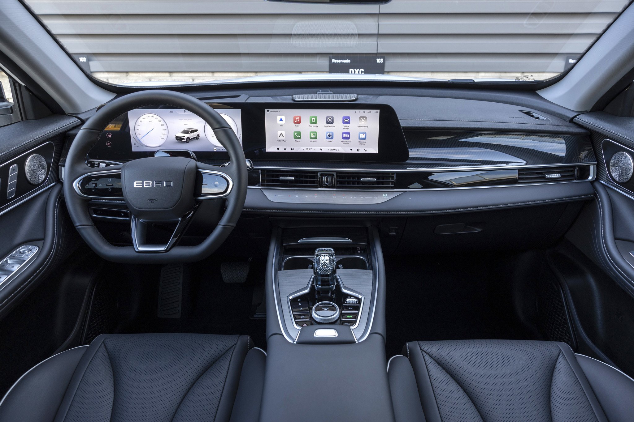 EBRO S700 phev