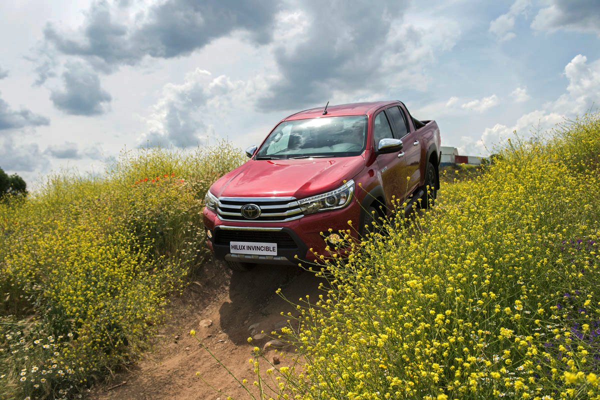 Toyota Hilux Invincible, nuevo acabado para el pick-up